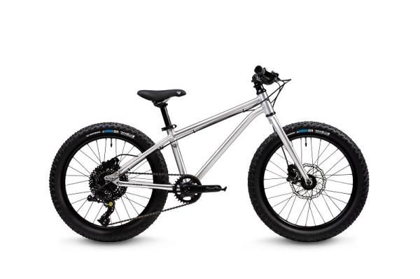 Seeker 20 Brushed Aluminium